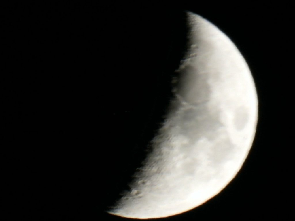 Video: a plane crossing the moon